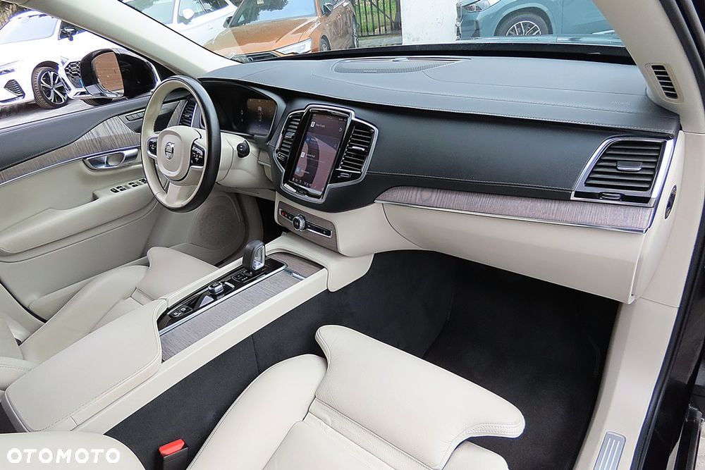 Volvo XC 90 B5 D AWD Ultimate Dark - 41