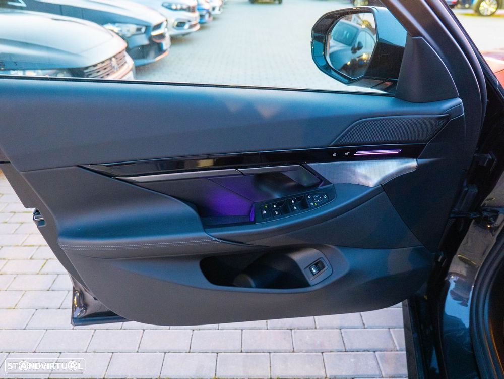 BMW 520 d Pack Desportivo M - 11