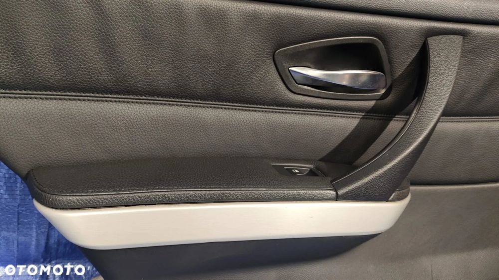 BOCZEK TAPICERKA DRZWI LEWY PRAWY TYŁ CZARNY SKÓRA DEKOR BMW E90 M-PAKIET - 3