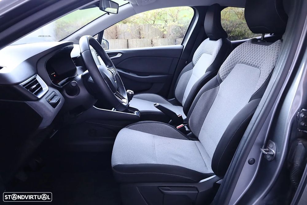 Renault Clio 1.0 TCe Evolution - 38