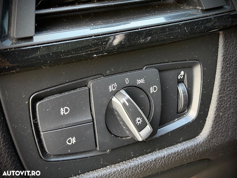 BMW Seria 3 320d Aut. M Sport - 25
