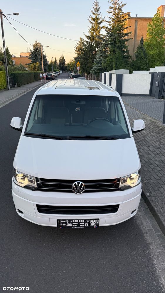 Volkswagen Multivan - 1