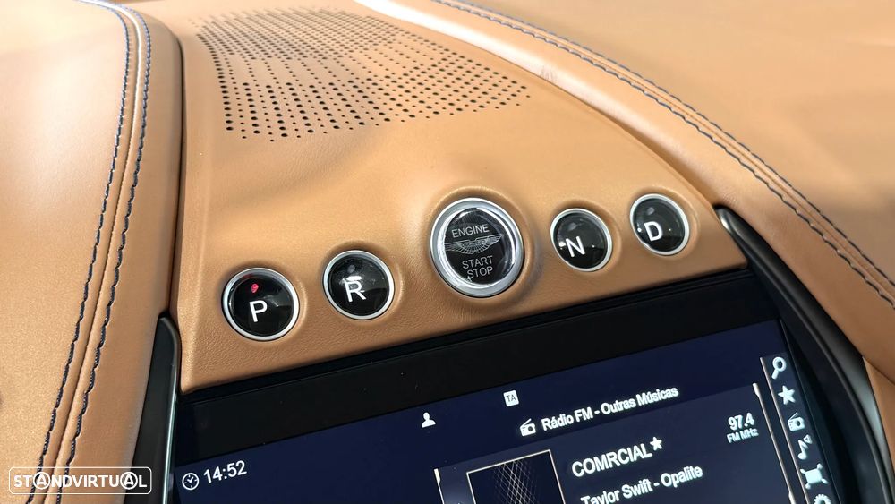 Aston Martin DBX 707 - 23