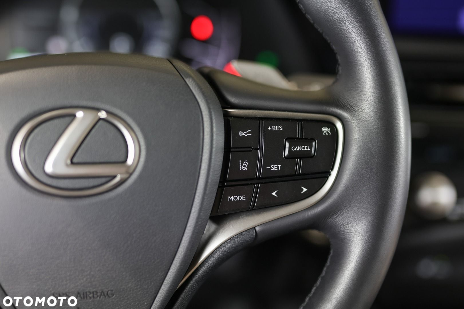 Lexus ES - 18