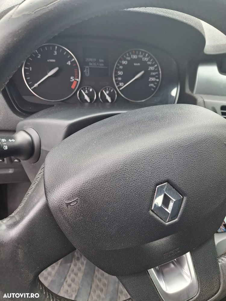 Renault Laguna 1.5dCi Expression - 3