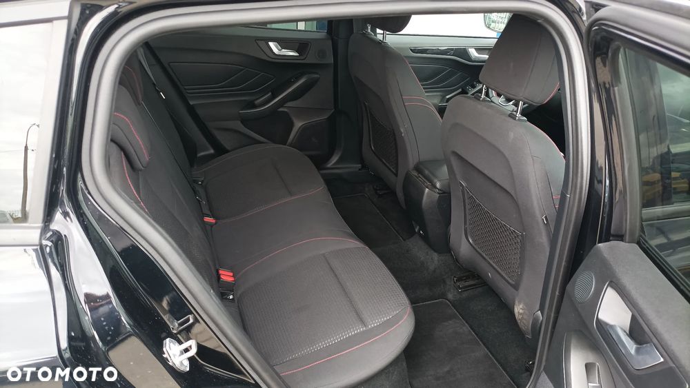Ford Focus 1.5 EcoBoost Start-Stopp-System ST-Line - 10