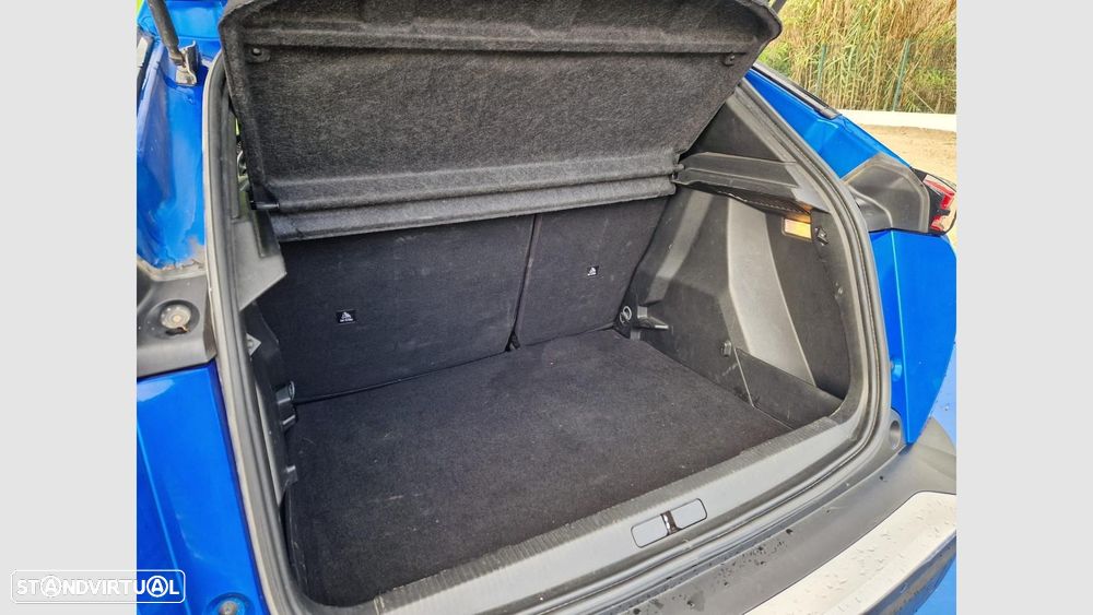 Peugeot 2008 1.2 PureTech Allure - 25