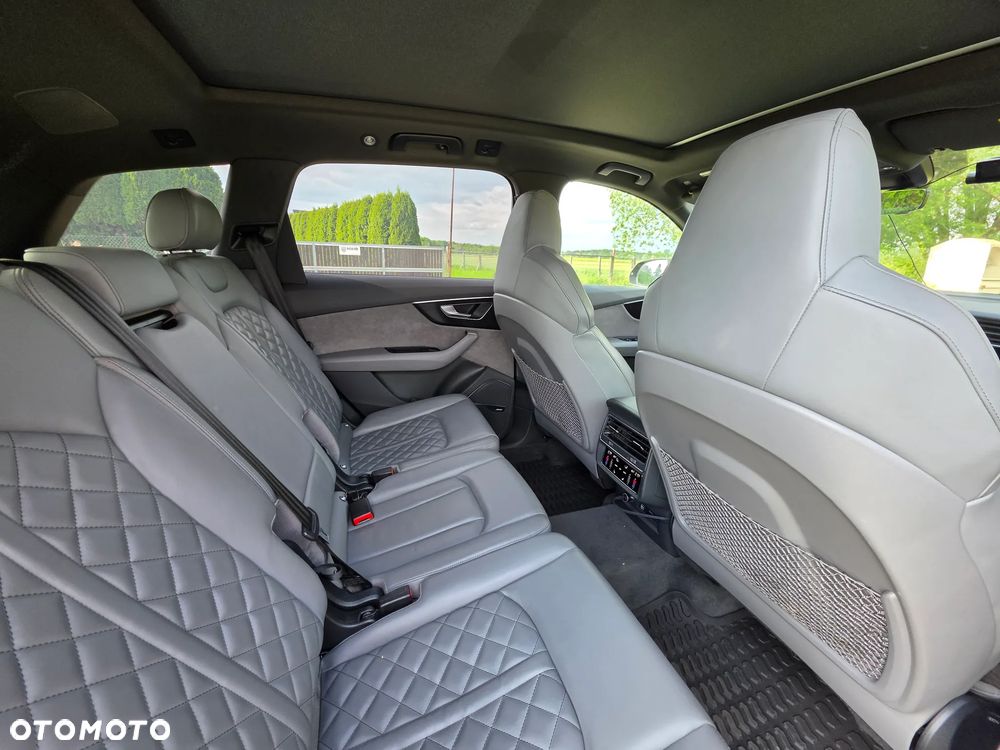 Audi Q7 55 TFSI mHEV Quattro S Line Tiptr - 16
