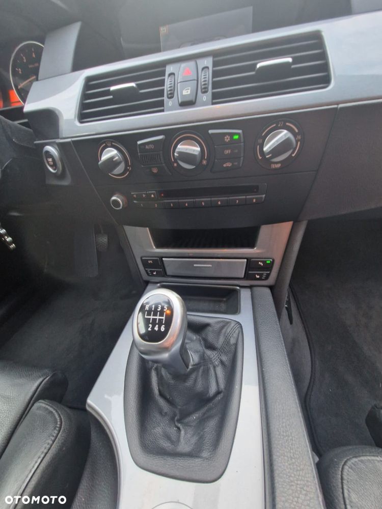 BMW Seria 5 520i Edition Exclusive - 3