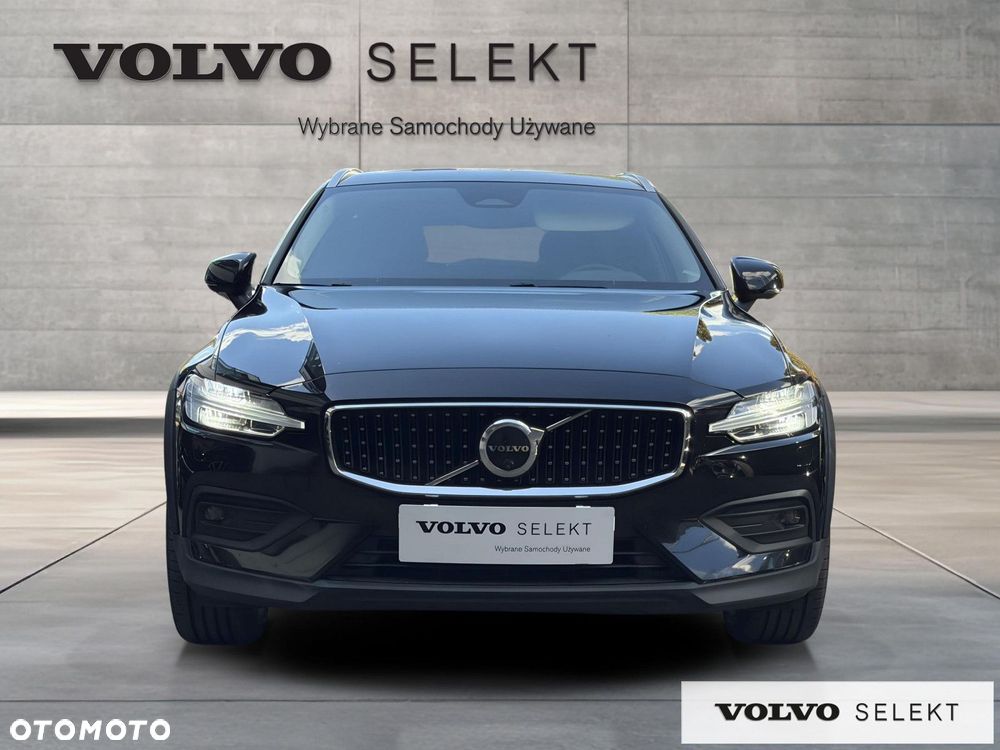 Volvo V60 Cross Country - 10