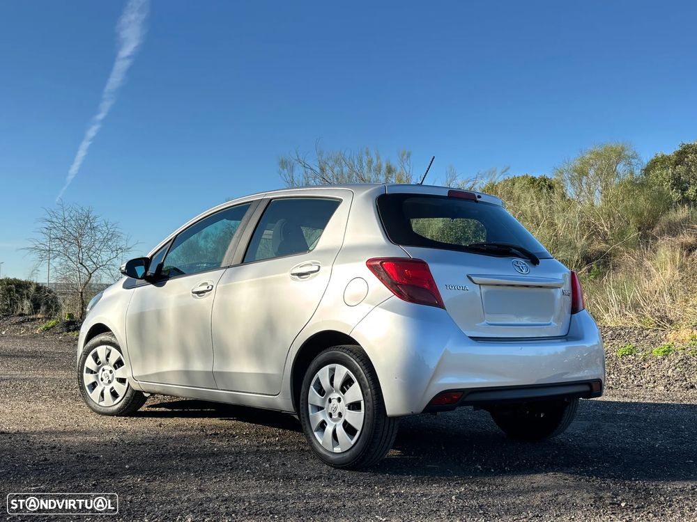 Toyota Yaris 1.4 D-4D ACtive+AC - 3