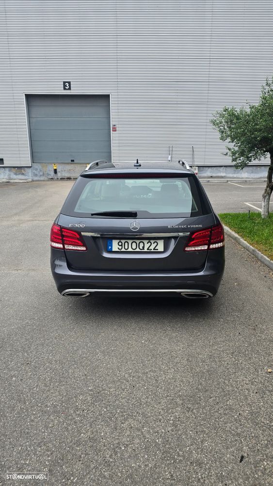 Mercedes-Benz E 300 Bluetec Hybrid Avantgarde - 6