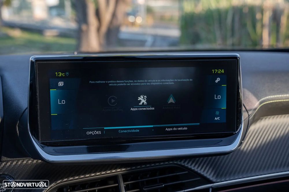 Peugeot e-2008 50 kWh GT - 11