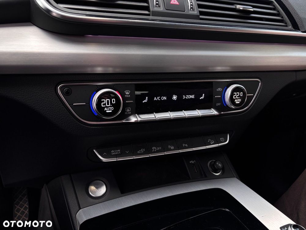 Audi Q5 Sportback - 25