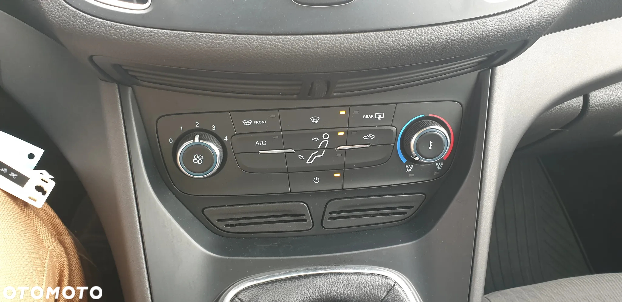 Ford C-MAX 1.5 TDCi Trend - 23