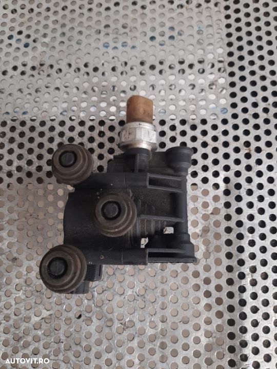 Bloc Valve Supape Suspensie Range Rover Sport Discovery 3/4 An 2005-2013 - 2