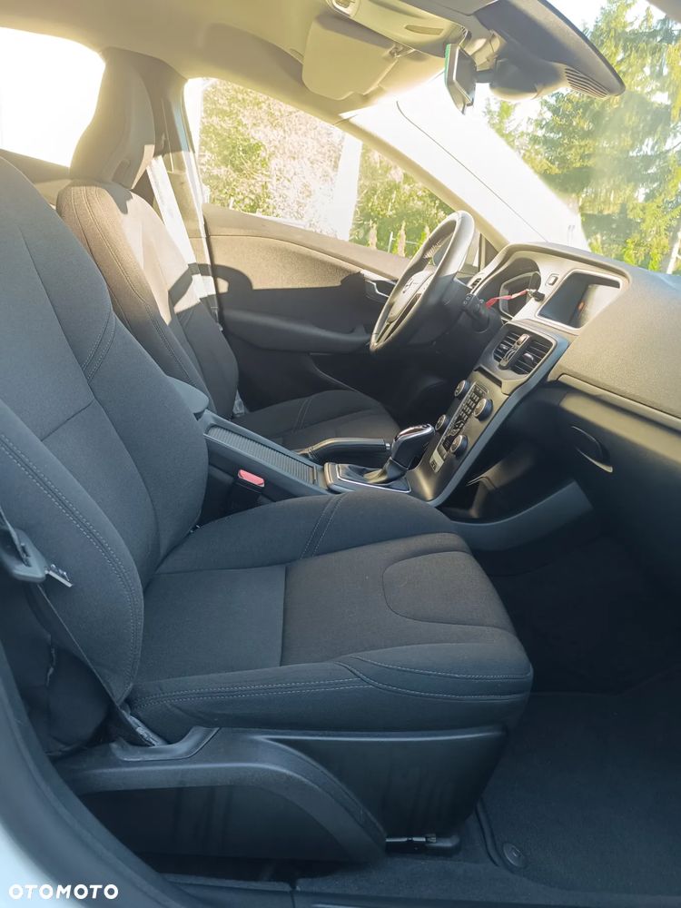 Volvo V40 D2 Drive-E Kinetic - 18