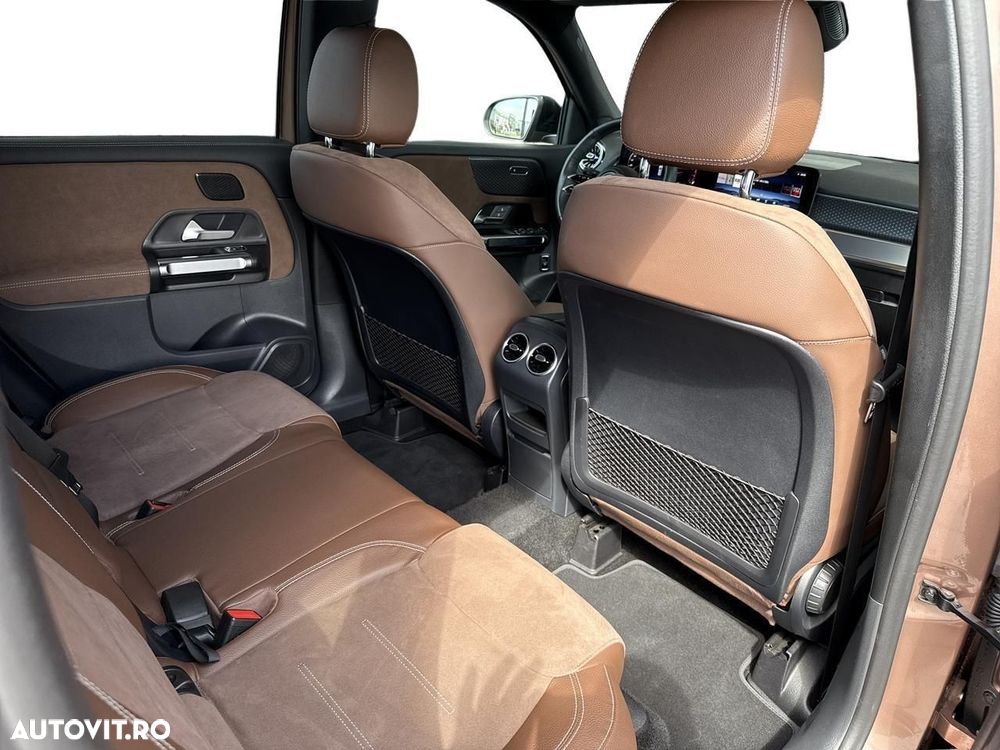 Mercedes-Benz GLB - 14