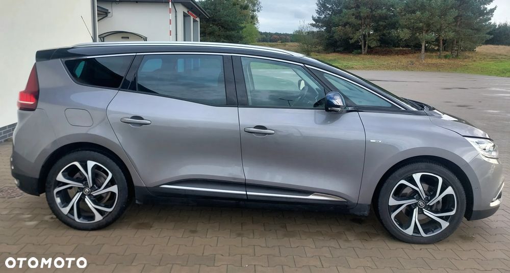 Renault Grand Scenic - 27