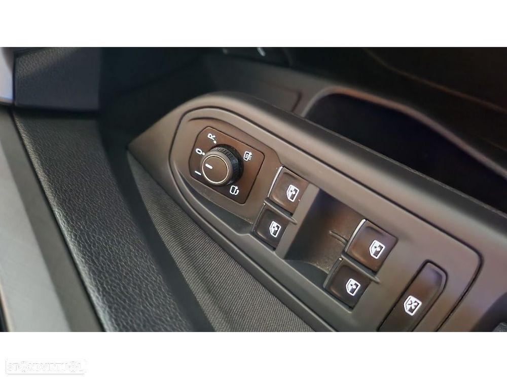 VW Golf 1.0 TSI Life - 9