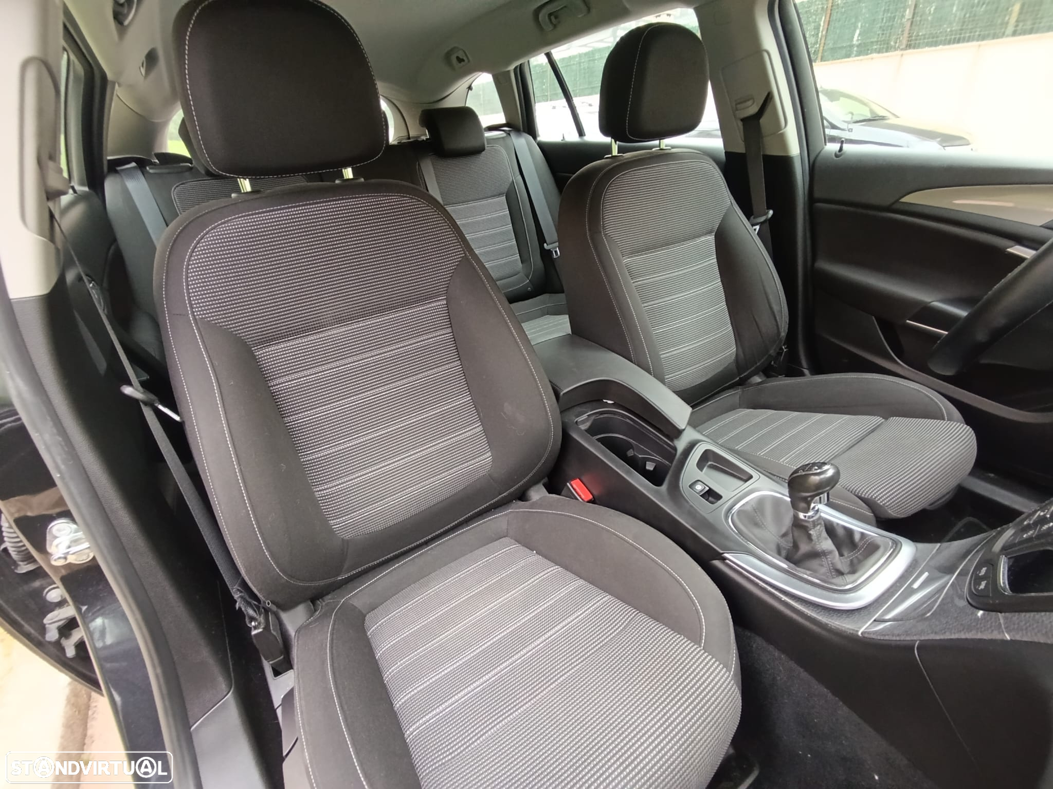 Opel Insignia Sports Tourer 1.6 CDTi Executive S/S - 22