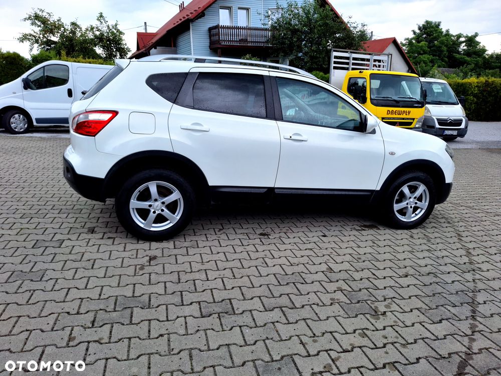 Nissan Qashqai - 34