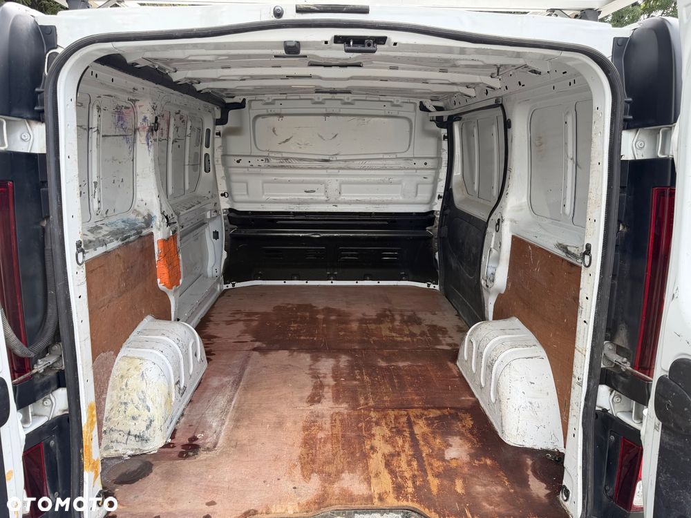 Renault Trafic - 22