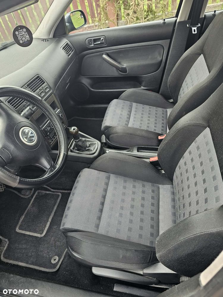 Volkswagen Bora 1.6 Comfortline - 8