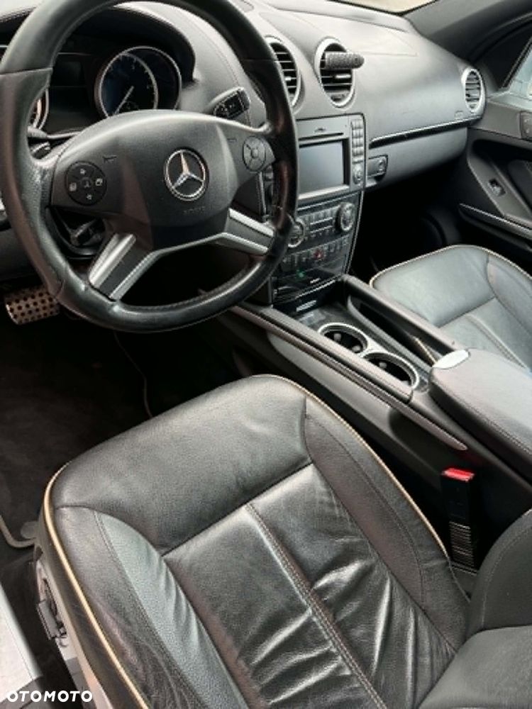 Mercedes-Benz ML 350 BlueTEC 4-Matic - 11