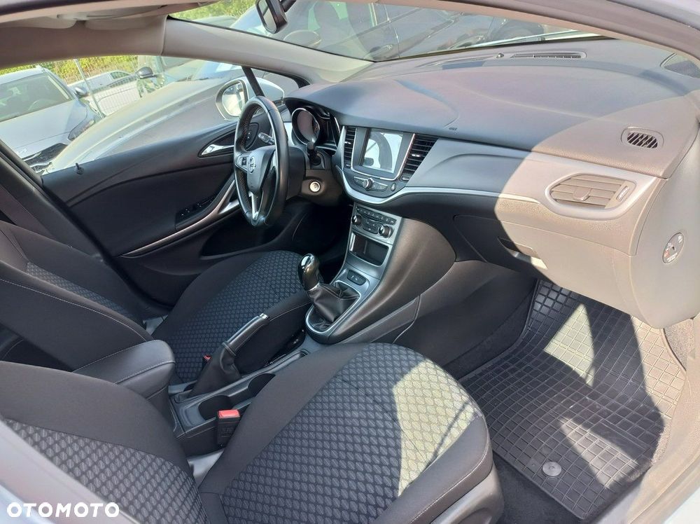 Opel Astra 1.4 T GPF Enjoy - 25