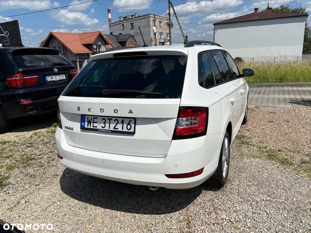 Skoda Fabia 1.0 TSI Ambition - 10