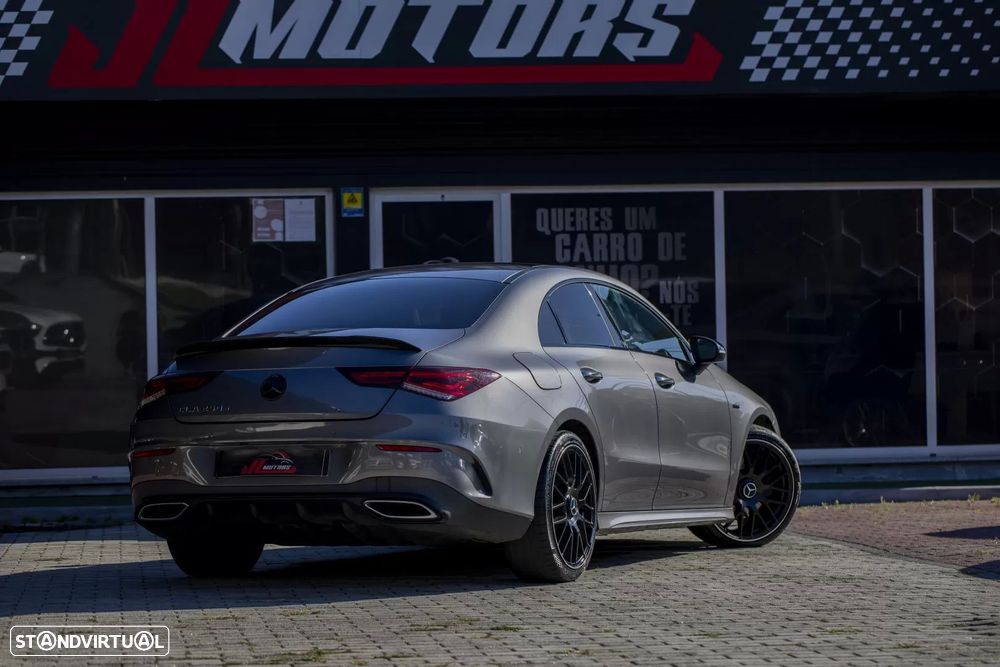 Mercedes-Benz CLA 250 e - 35
