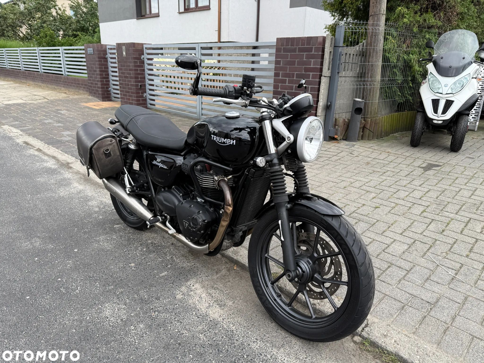 Triumph Speed Twin - 1