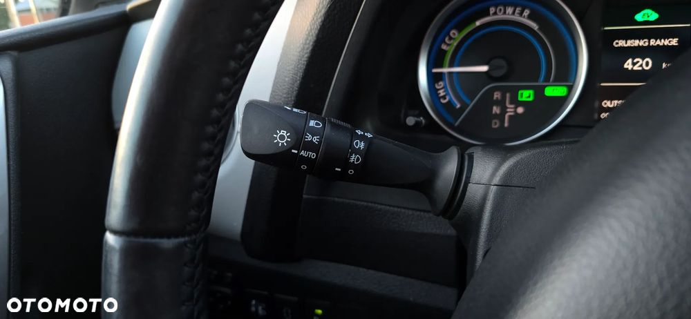 Toyota Auris 1.8 HSD Luna - 35