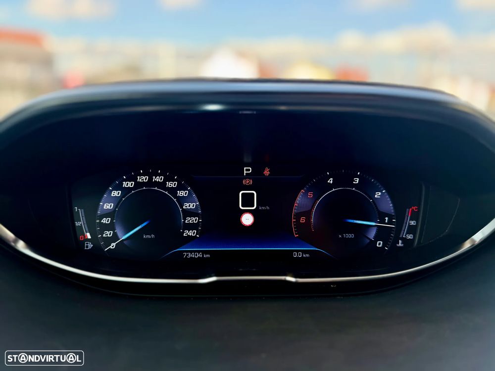 Peugeot 3008 1.5 BlueHDi Allure EAT8 - 21