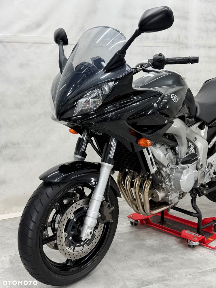 Yamaha FZ6 - 2