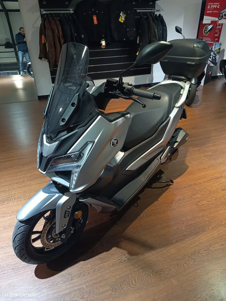 Voge SR1 125 ABS - 1