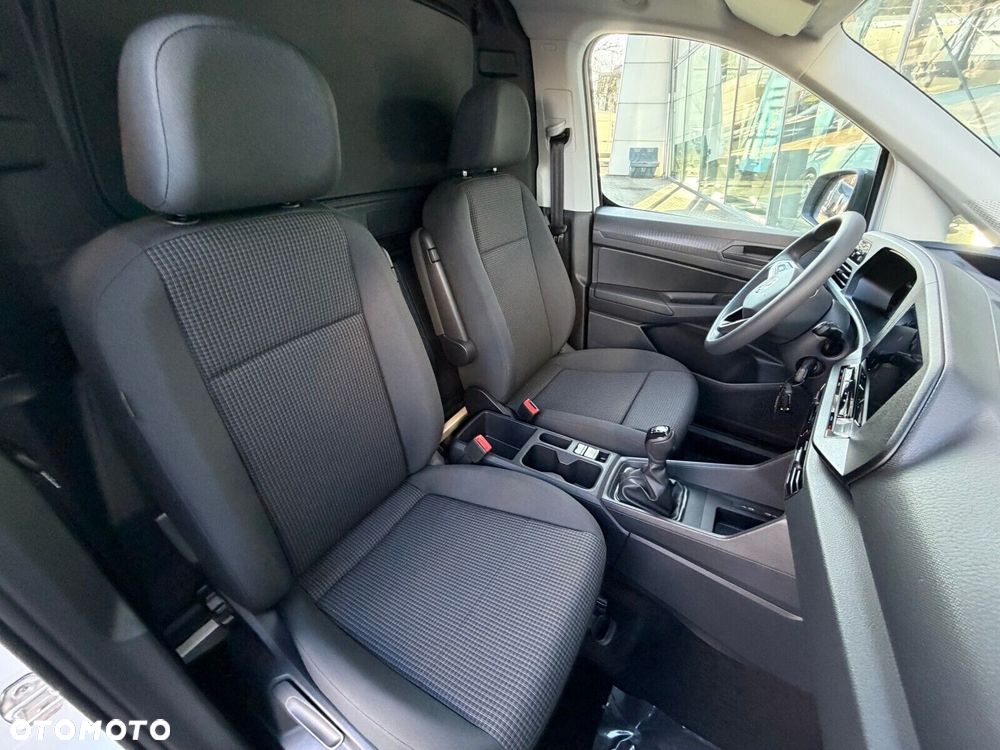 Volkswagen Caddy Caddy  silnik: 2,0 l TDI EU6 SCR  75 kW skrzynia biegów: manualna 6 -biegowa rozstaw osi: 2755 mm - 10