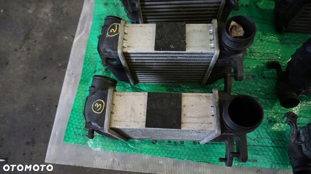 INTERCOOLER CHŁODNICA POWIETRZA AUDI A4 B7 2.0 TDI - 3