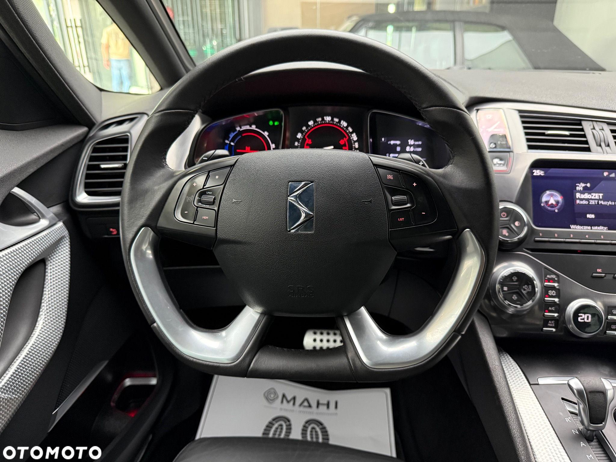 Citroën DS5 2.0 HDi Hybrid4 SportChic MCP - 22