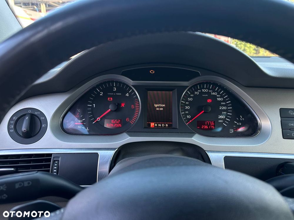Audi A6 Avant 3.0 TDI Quattro Tiptronic - 11