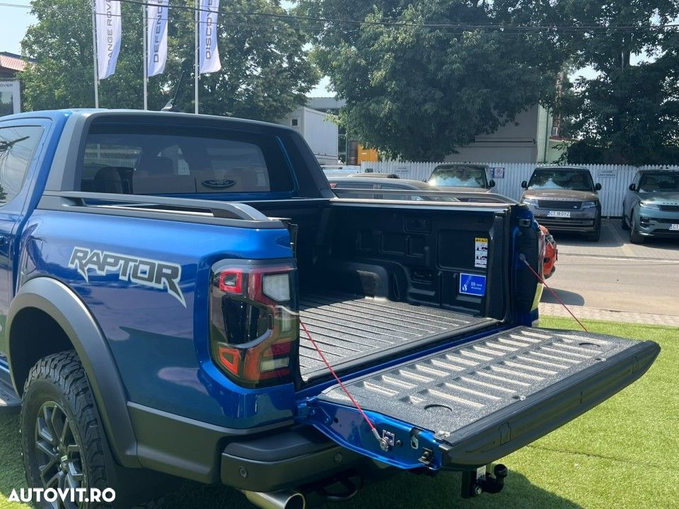Ford Raptor - 19