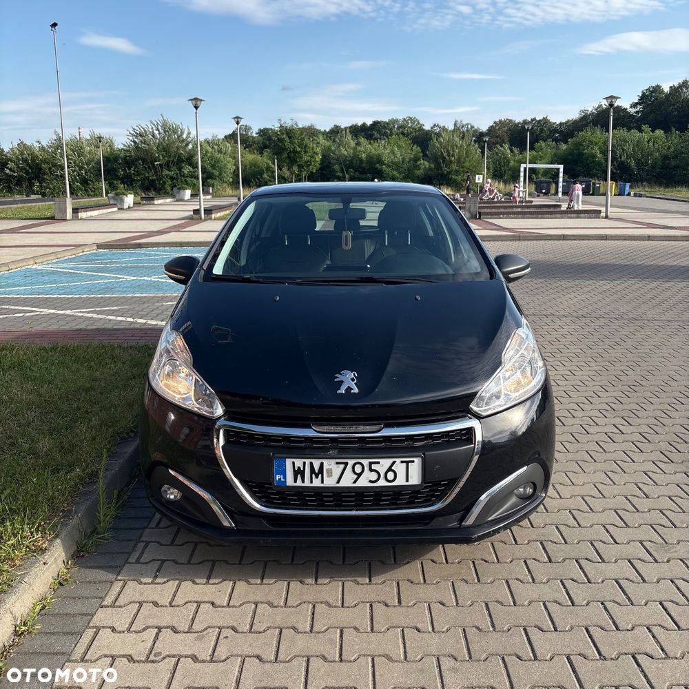Peugeot 208 - 4