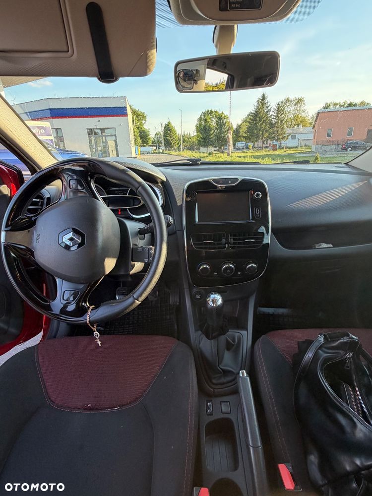 Renault Clio - 8