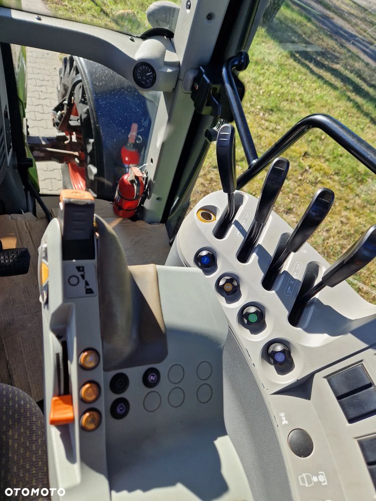 Claas Axion 810 - 15