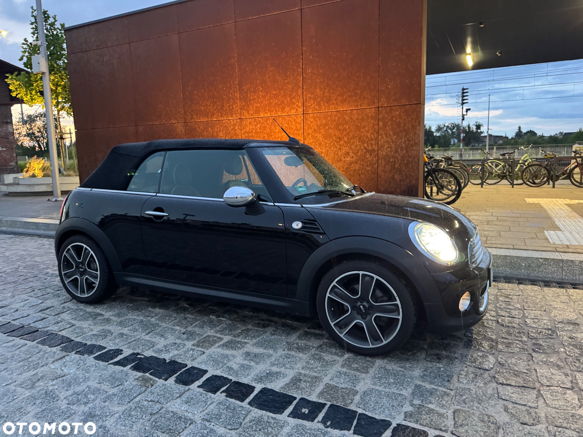 MINI Cooper Cabrio - 5