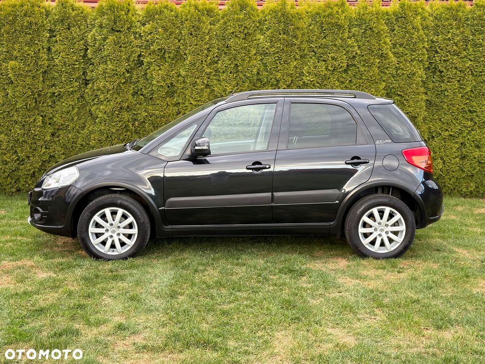 Suzuki SX4 Classic 1.6 VVT 4x4 Style - 4