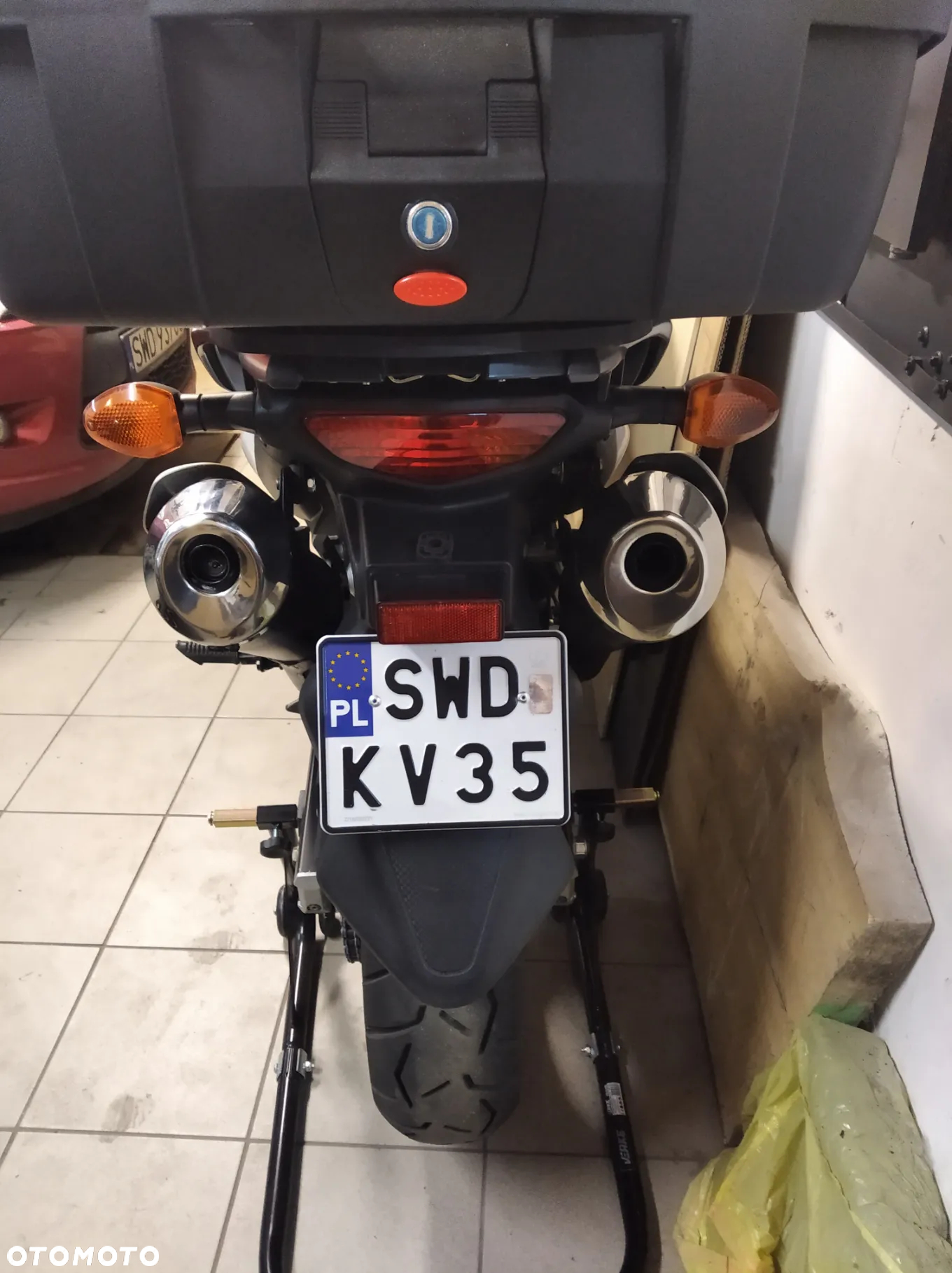 Suzuki DL - 3