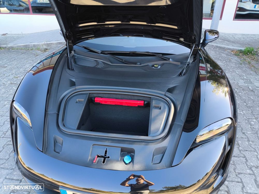 Porsche Taycan 4S - 29