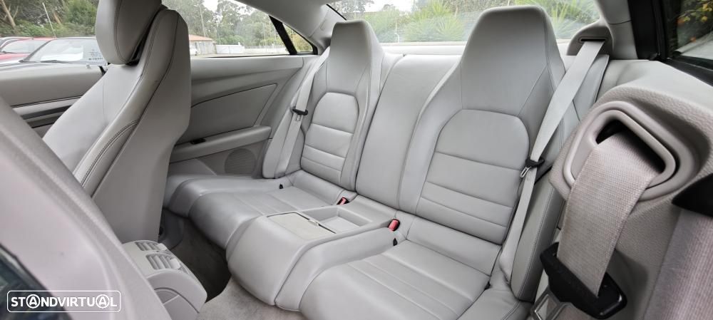 Mercedes-Benz E 220 CDI Avantgarde BlueEfficiency - 33